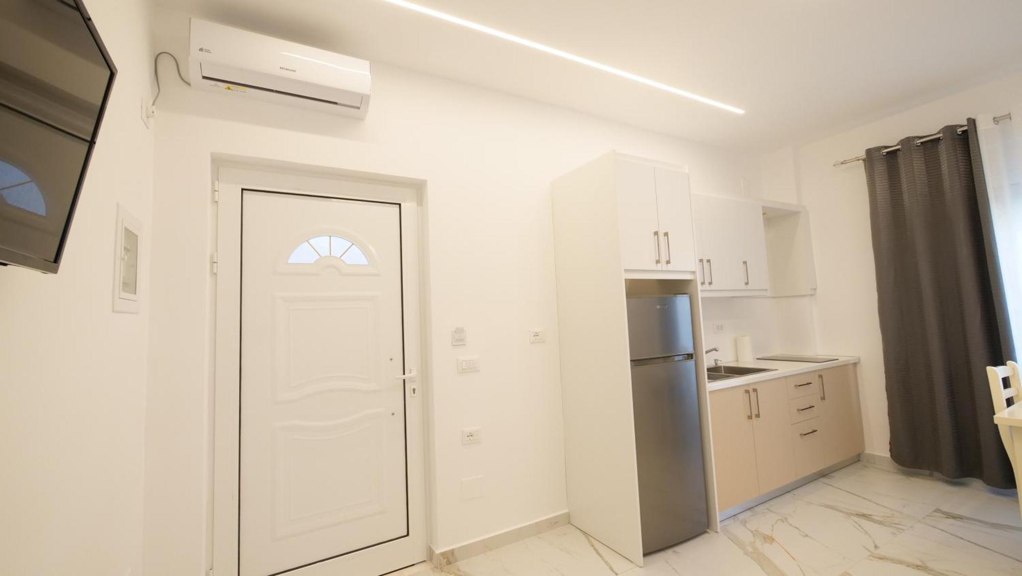 Blue Mare Apartments Saranda Extérieur photo