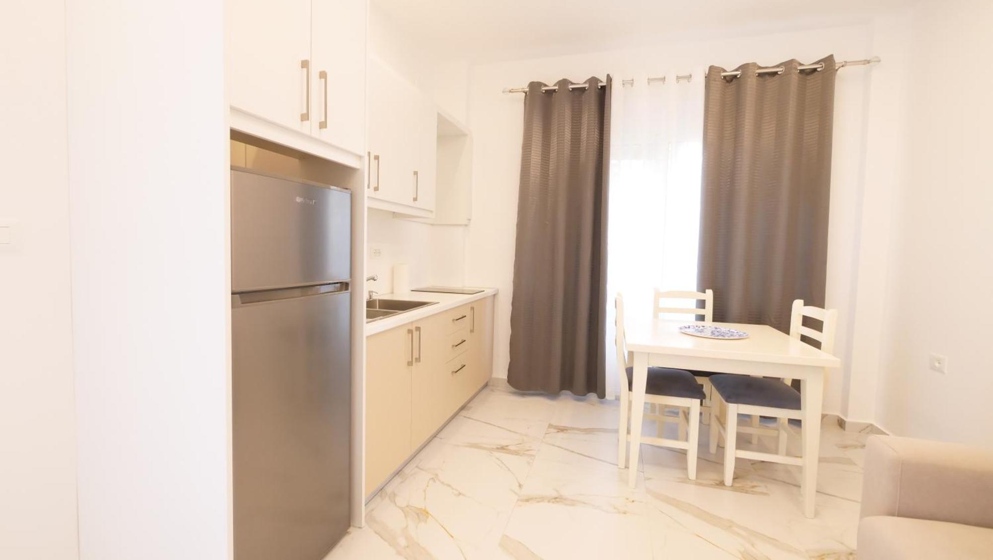 Blue Mare Apartments Saranda Extérieur photo