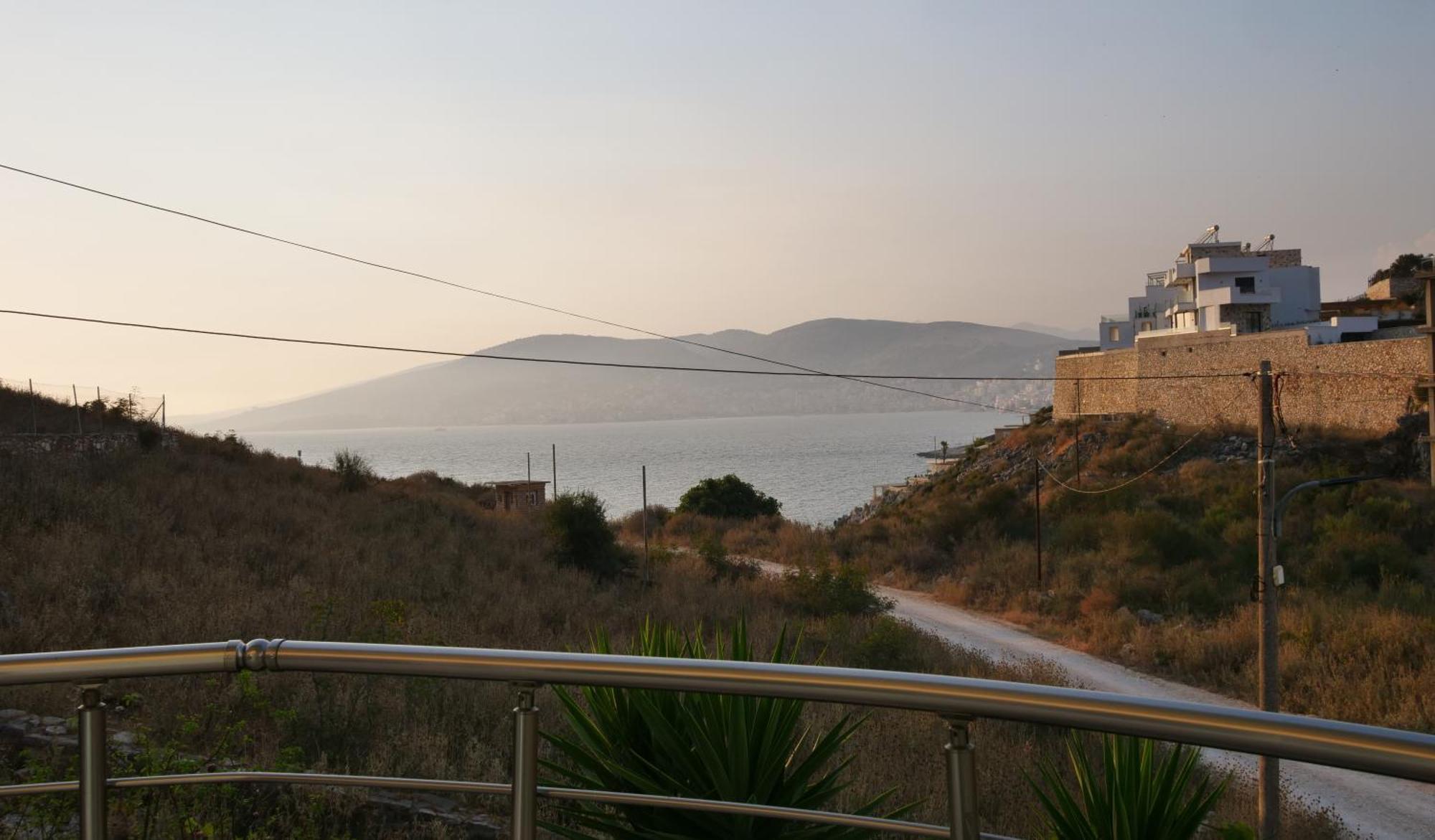 Blue Mare Apartments Saranda Extérieur photo