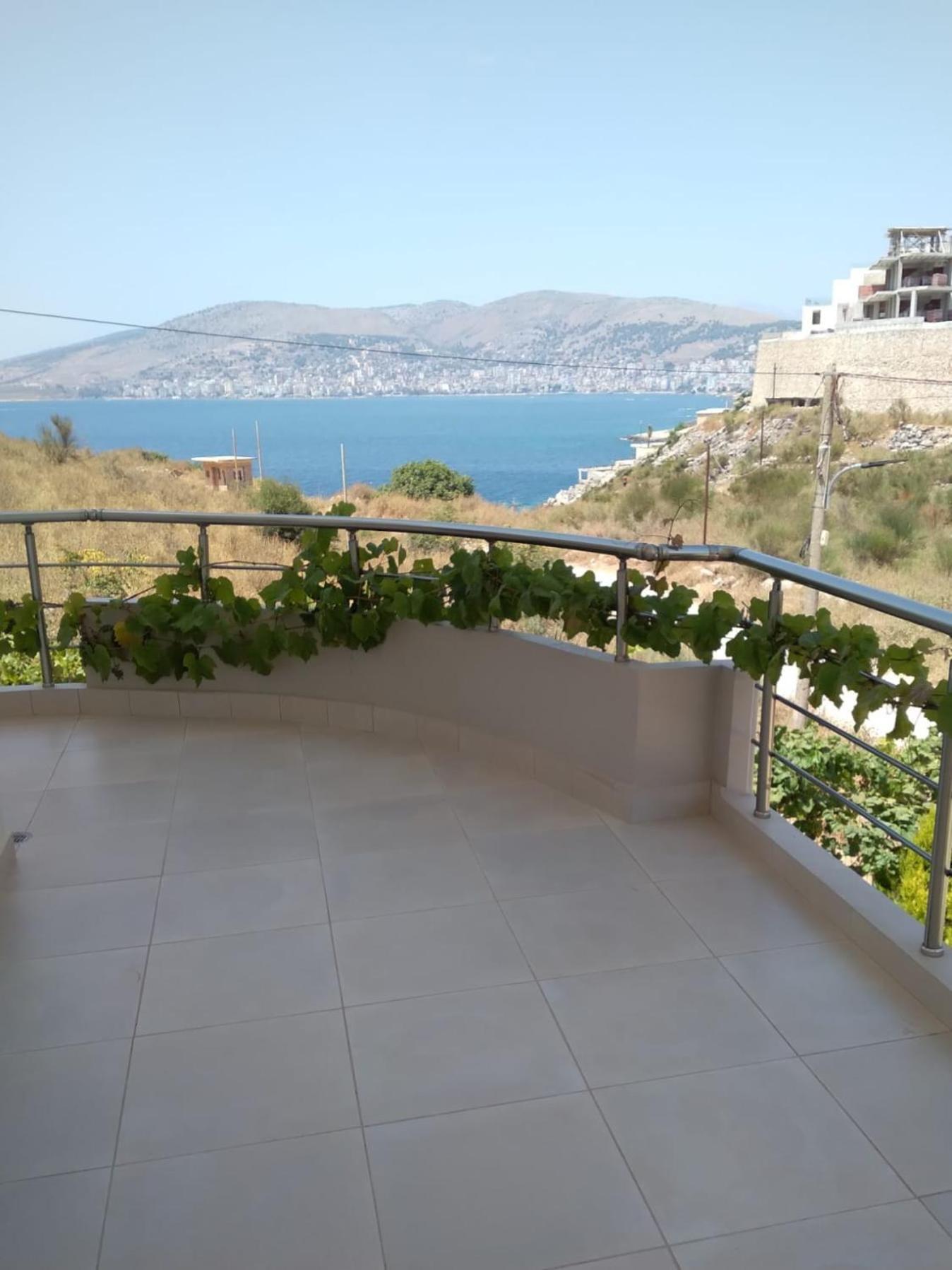 Blue Mare Apartments Saranda Extérieur photo