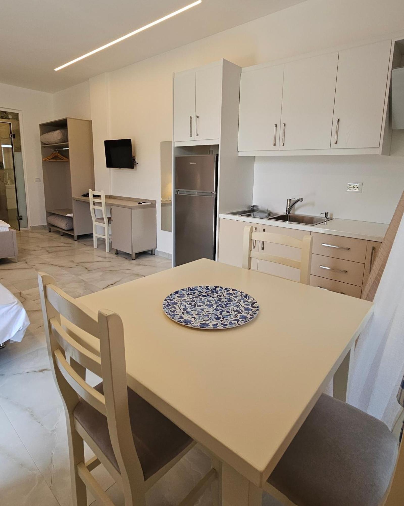 Blue Mare Apartments Saranda Extérieur photo